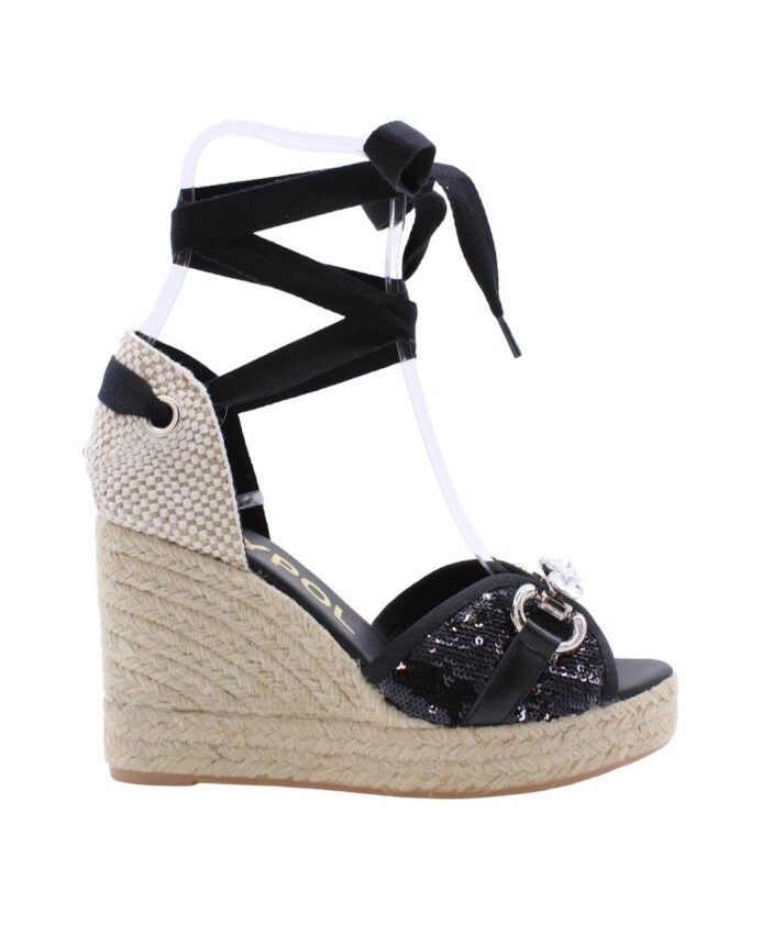 wig-sandalen-voor-modieuze-vrouwen