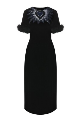 black-velvet-midi-dress-with-fur-trim