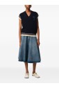 pull-bleu-col-v-avec-motif-signature