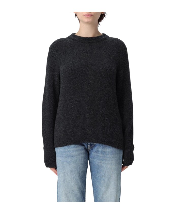 pull-noir-en-tricot