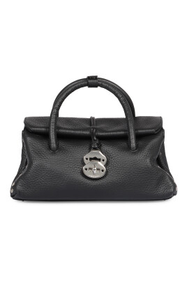 stylish-leather-handbag-with-studs