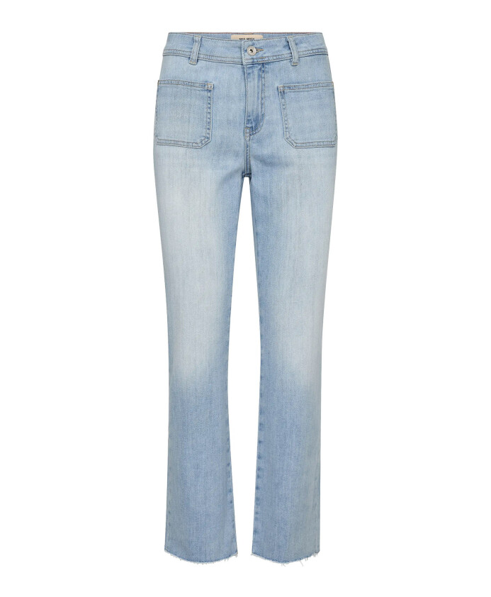 flare-jeans-met-70s-geinspireerde-look