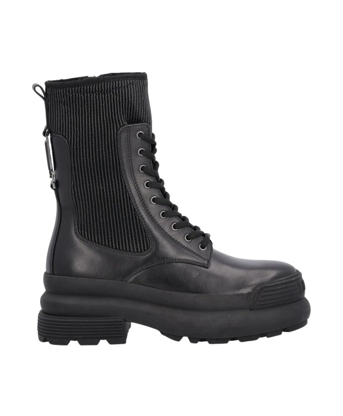 bottines-a-lacets