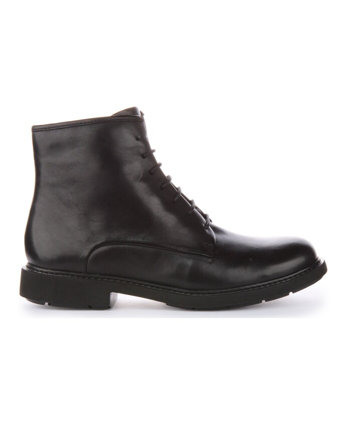 neuman-chukka-ankle-boots
