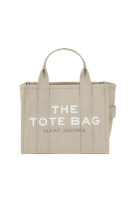 sac-fourre-tout-elegant-avec-poignees