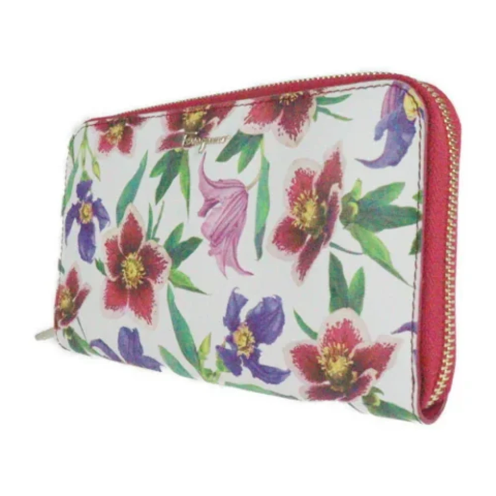 Salvatore Ferragamo Pre-owned Leather wallets Multicolor Dames
