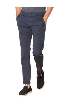 new-york-menand-39-s-chino-pants-in-navy-blue