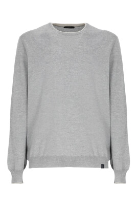 contrast-detail-wool-sweater