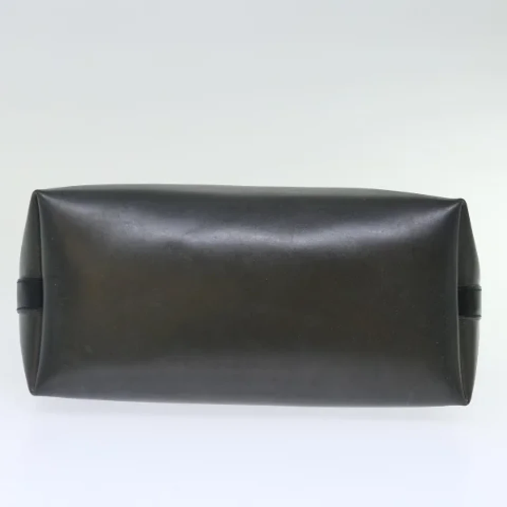 Salvatore Ferragamo Pre-owned Leather handbags Gray Dames