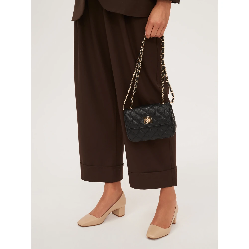 Kazar Gevoerde kleine leren tas met een ketting Black Dames