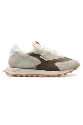sneaker-bush-m