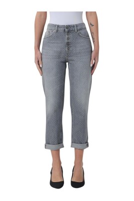 rhinestone-detail-boyfriend-jeans