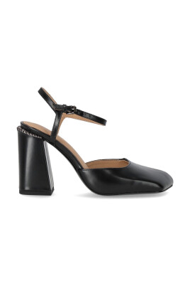 escarpin-a-bout-carre