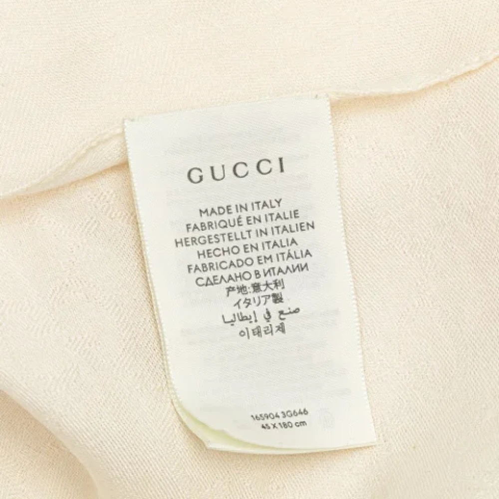 Gucci Vintage Pre-owned Wool scarves White Dames