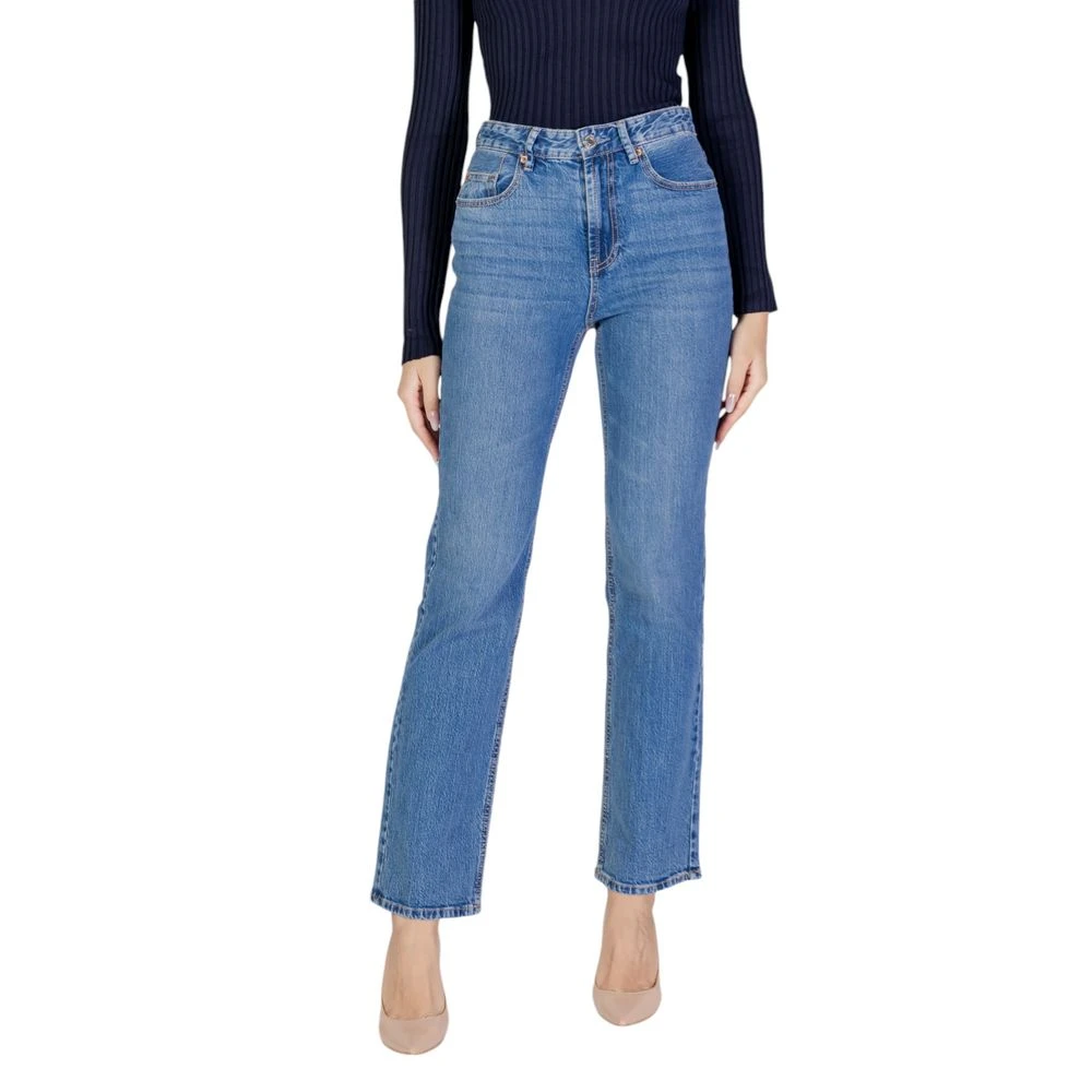 Vero Moda Women's Blue Straight Fit Jeans, W31 L32, Light Mom Jeans Fall Collection