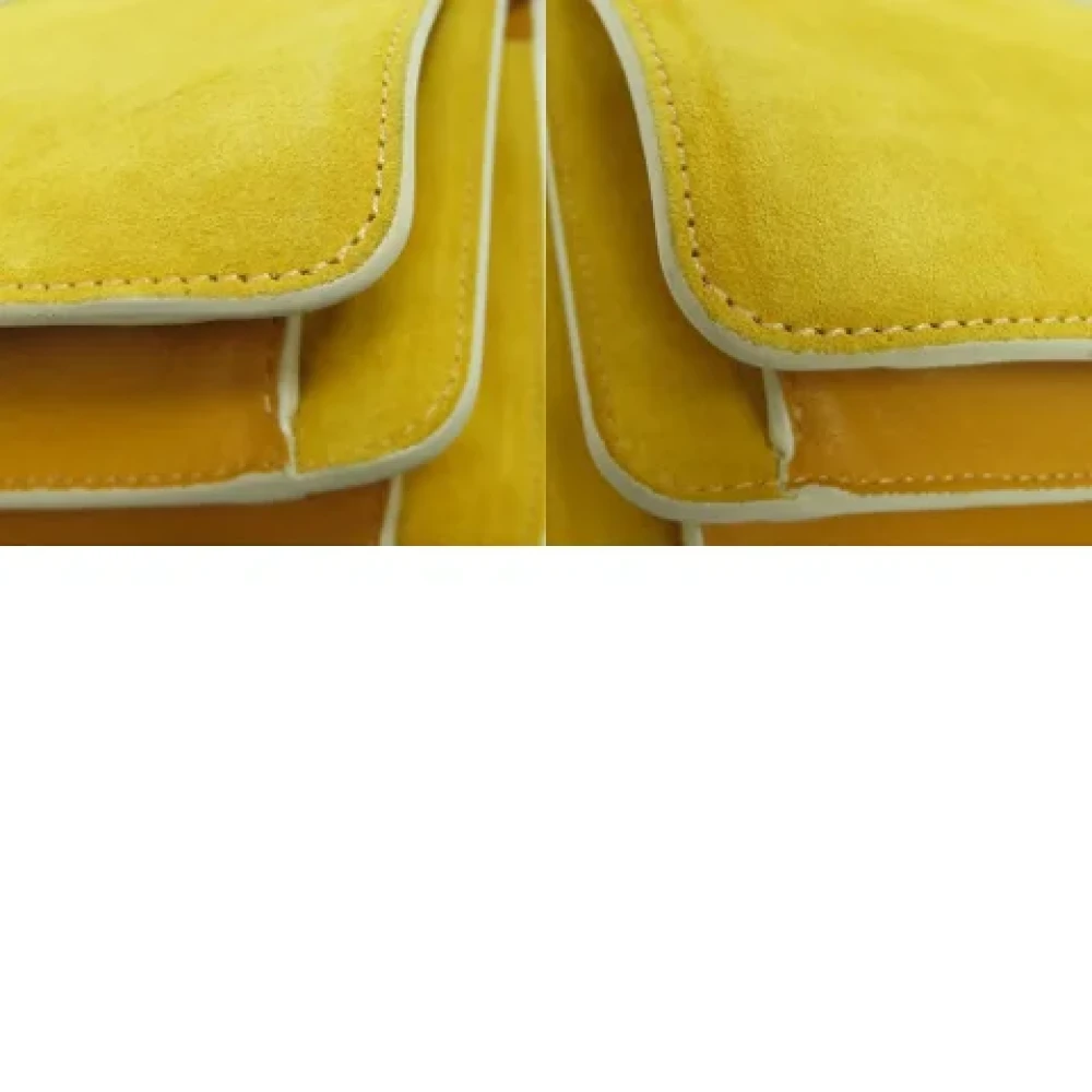 Jimmy Choo Pre-owned Suede handbags Yellow Dames