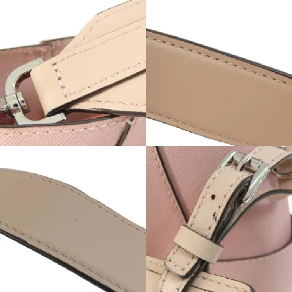 Michael Kors Pre-owned Plastic totes Pink Dames