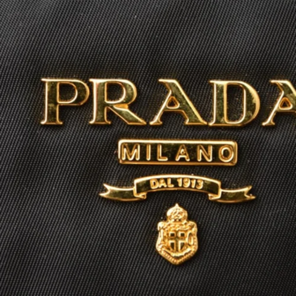 Prada Vintage Pre-owned Leather handbags Black Unisex