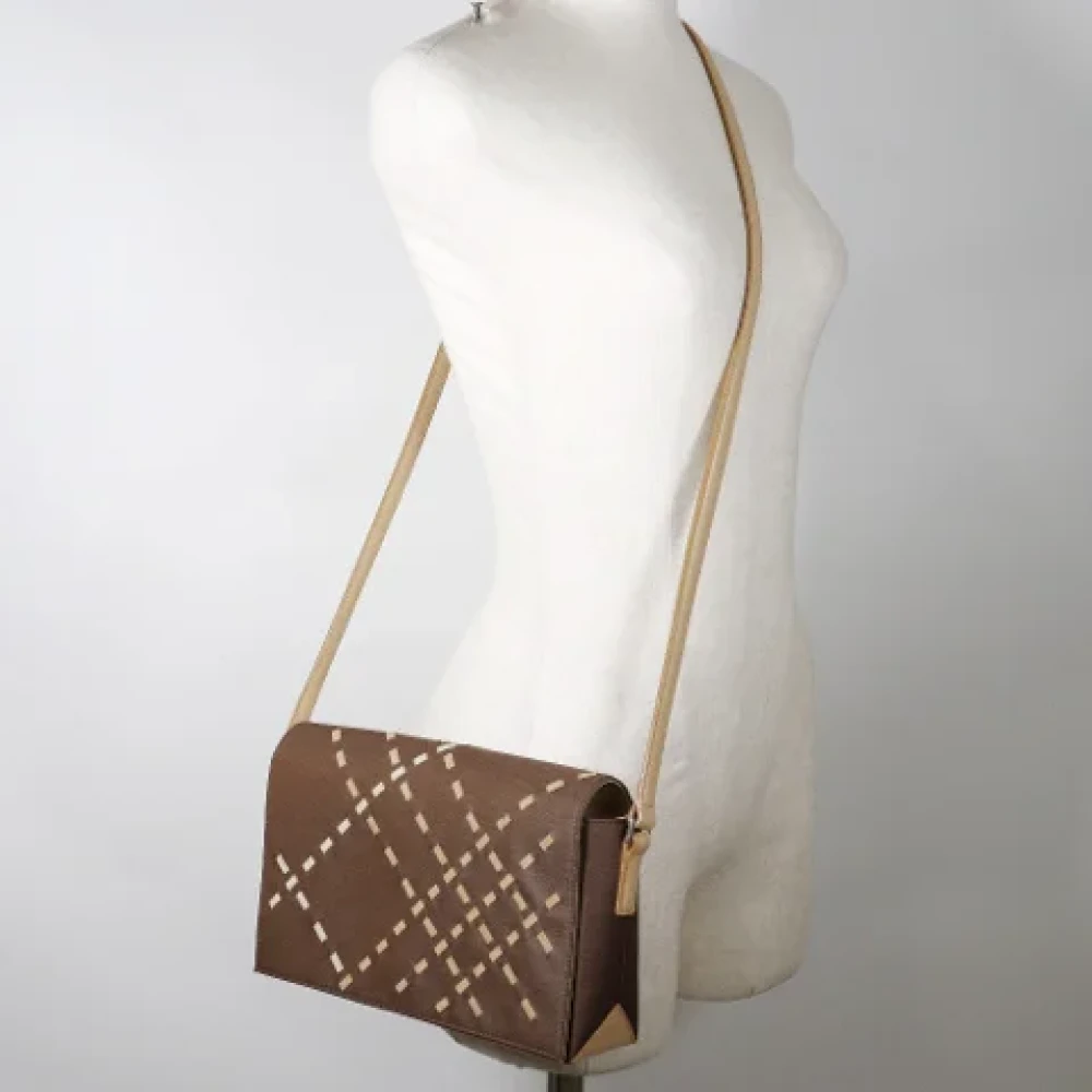 Burberry Vintage Pre-owned Fabric shoulder-bags Brown Dames
