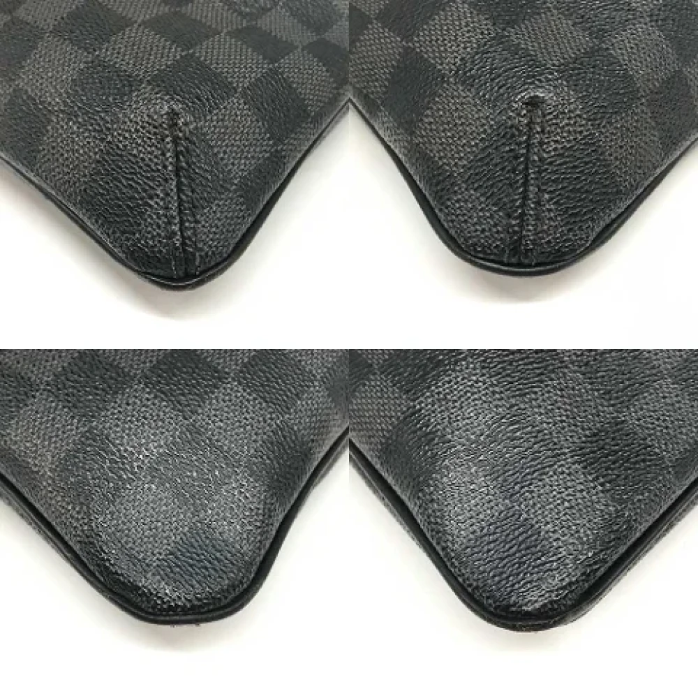 Louis Vuitton Vintage Pre-owned Canvas shoulder-bags Black Heren