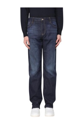 stylish-blue-straight-leg-jeans