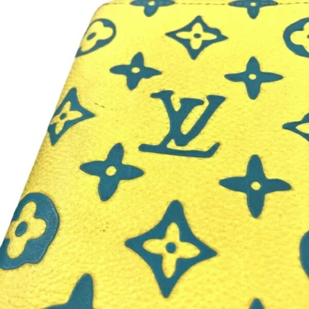 Louis Vuitton Vintage Pre-owned Canvas wallets Yellow Heren