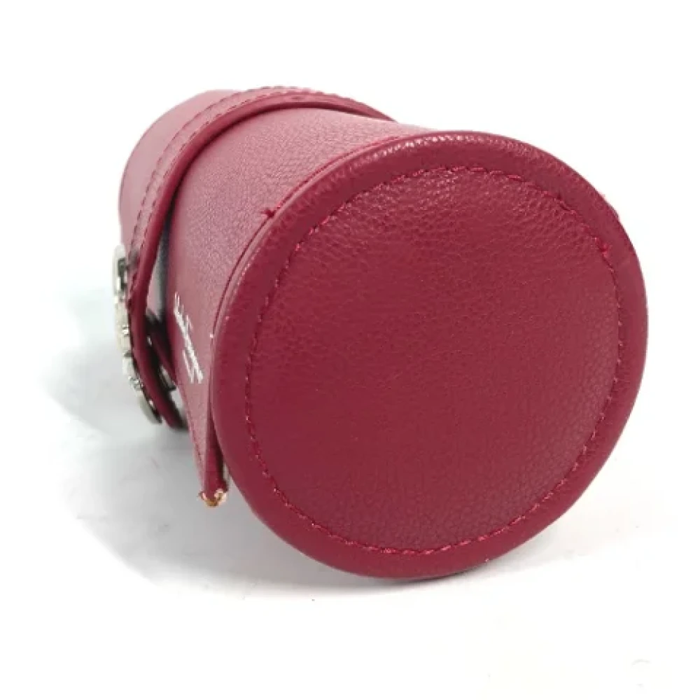 Salvatore Ferragamo Pre-owned Leather home-office Red Dames