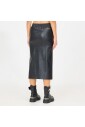 jupe-midi-crayon-en-simili-cuir