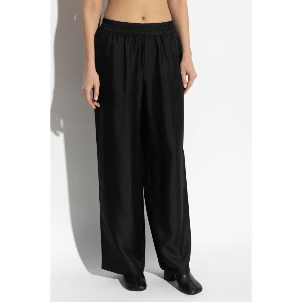 Lisa Yang Zijden loszittende broek Black Dames