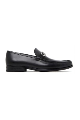 mocassins-en-cuir-noir-pour-homme
