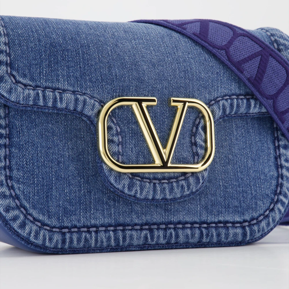 Valentino Garavani Handbags Blue Dames