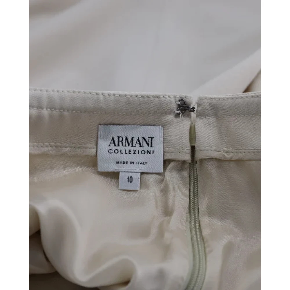 Armani Pre-owned Wool bottoms Beige Dames