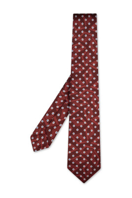 red-silk-tie-elegant-style