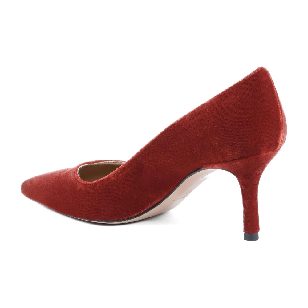 19v69 Italia Rode Velvet Block Heel Pump Red Dames