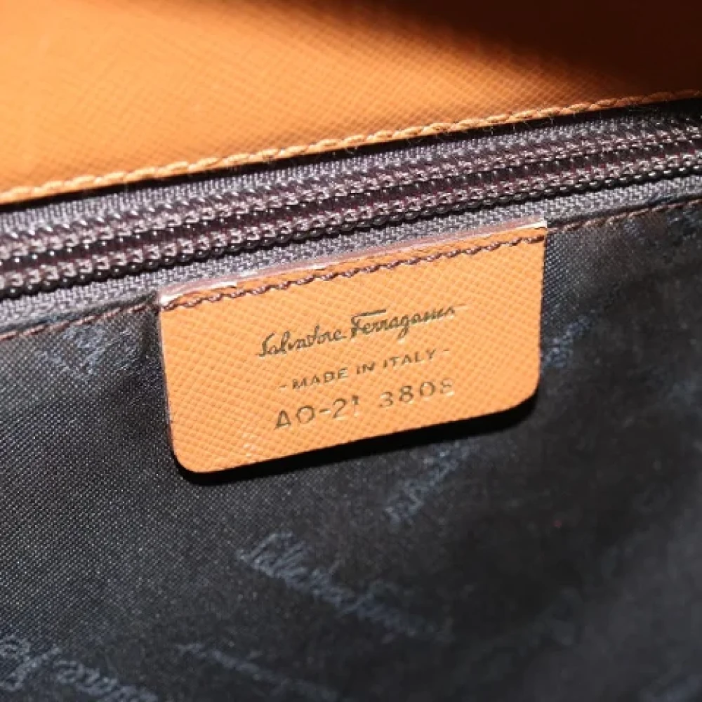 Salvatore Ferragamo Pre-owned Leather handbags Brown Dames