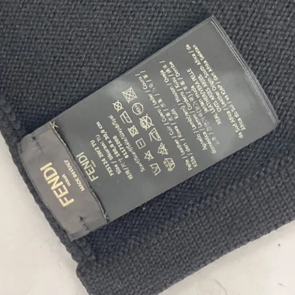 Fendi Vintage Pre-owned Wool scarves Black Dames