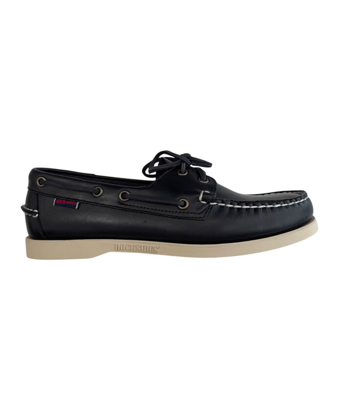leather-boat-shoes-with-laces