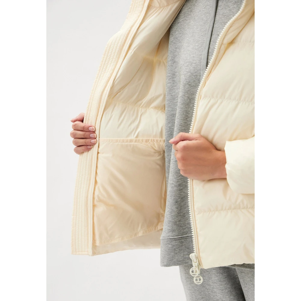 Twinset Ivoor Pufferjas Gewatteerd Ontwerp Beige Dames