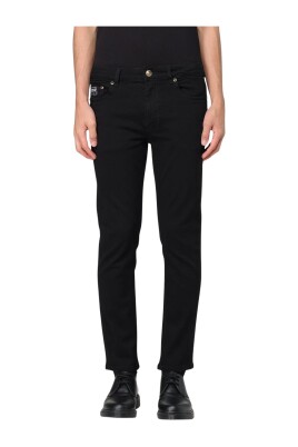 black-slim-fit-fashion-jeans