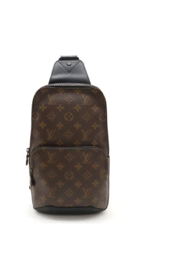 pre-owned-canvas-crossbodyvskor