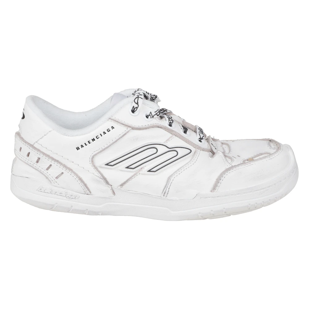 Balenciaga Women's White Sneakers, 5 Uk, Hamptons Worn-Out Sneaker