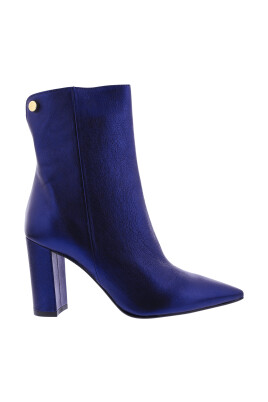 ankle-boots