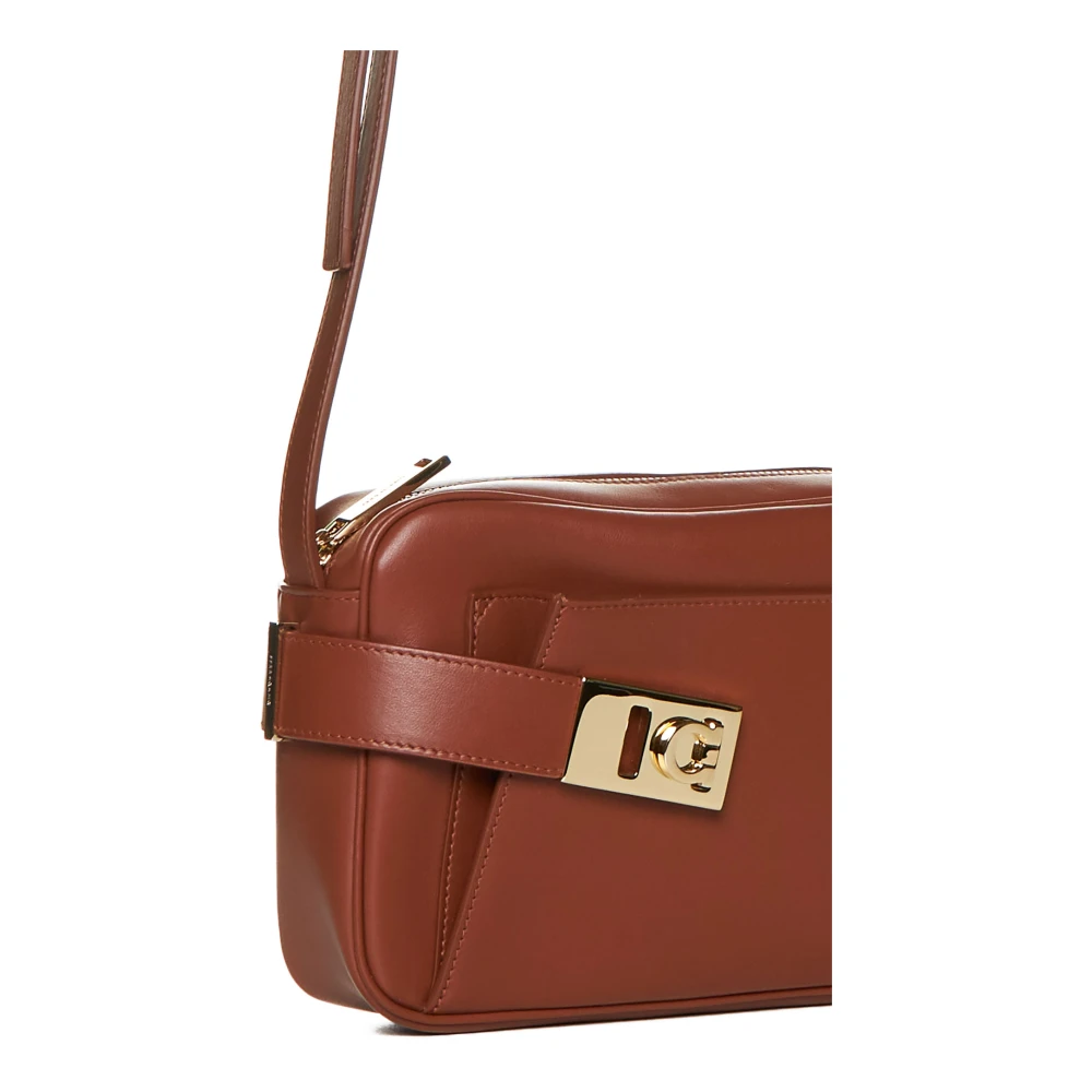 Salvatore Ferragamo Stijlvolle Tassen Collectie Brown Dames