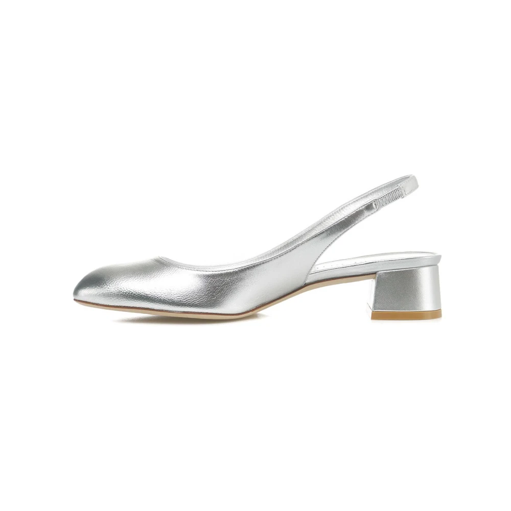 Stuart Weitzman Zilveren Pumps voor Vrouwen Gray Dames