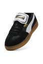 black-sneaker-for-women