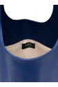 sacs-bleus-pour-un-look-elegant