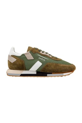 stylish-trainer-for-e24-workouts