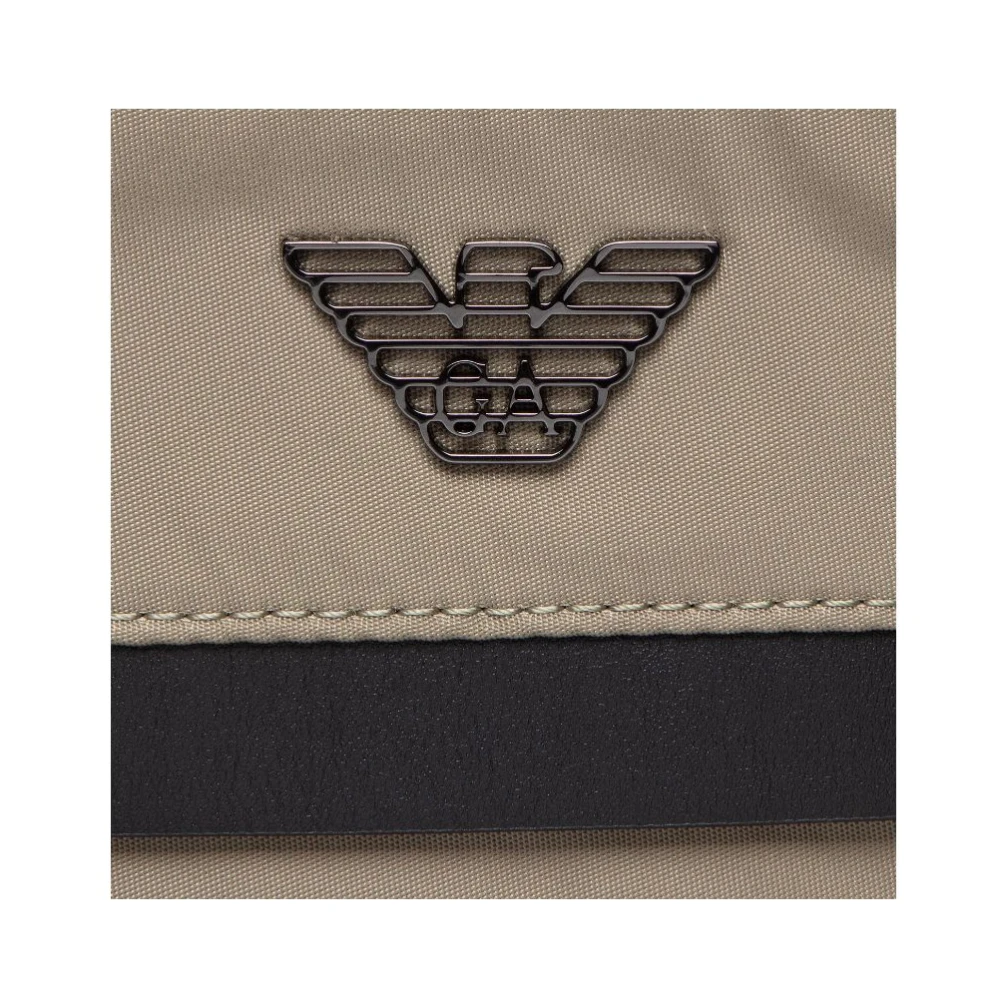 Emporio Armani Beige Nylon Messenger Tas met Leren Details Beige Heren