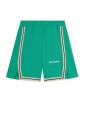 groene-shorts-met-gestreepte-tailleband