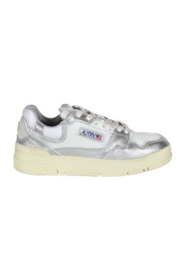 sneakers-basse-en-cuir-et-mesh